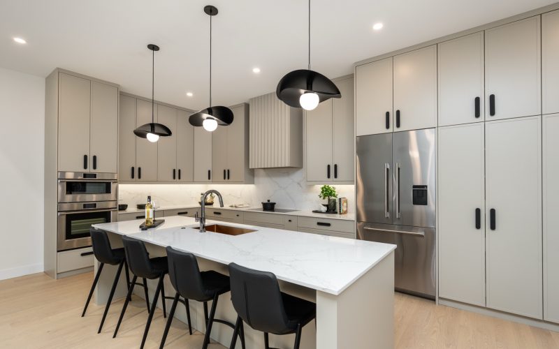 2026 HSC Millionaire Lottery Grand Prize #2 - Dwell Design Builders, Wellington Crescent, Winnipeg - photo 1