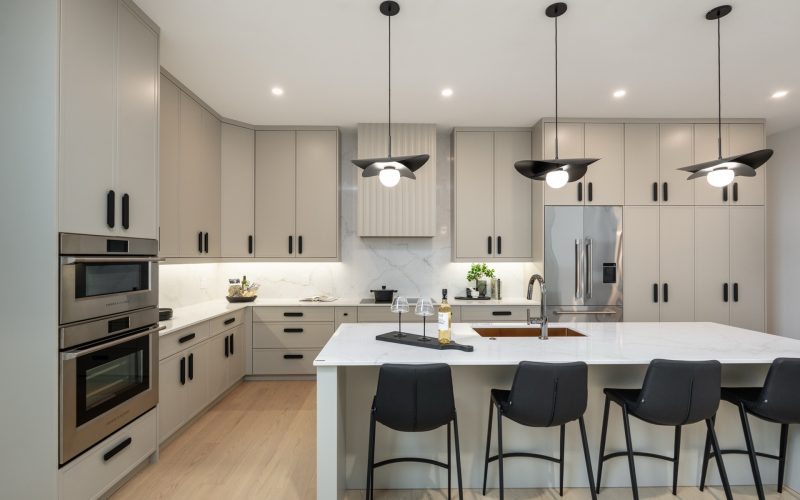 2026 HSC Millionaire Lottery Grand Prize #2 - Dwell Design Builders, Wellington Crescent, Winnipeg - photo 2
